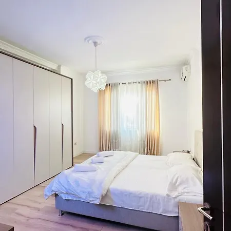 Blloku Luxury 2 Bedroom *