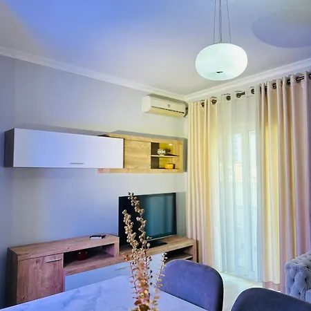 Blloku Luxury 2 Bedroom 公寓 *