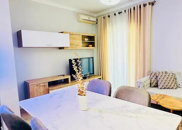 Blloku Luxury 2 Bedroom Apartman