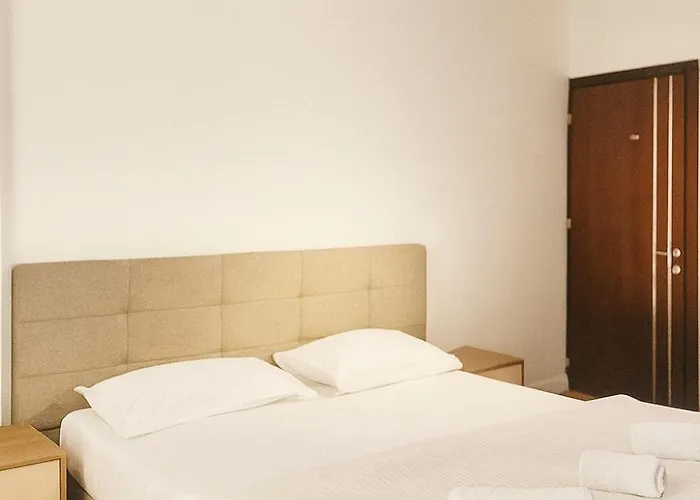 Apartamento Blloku Luxury 2 Bedroom *